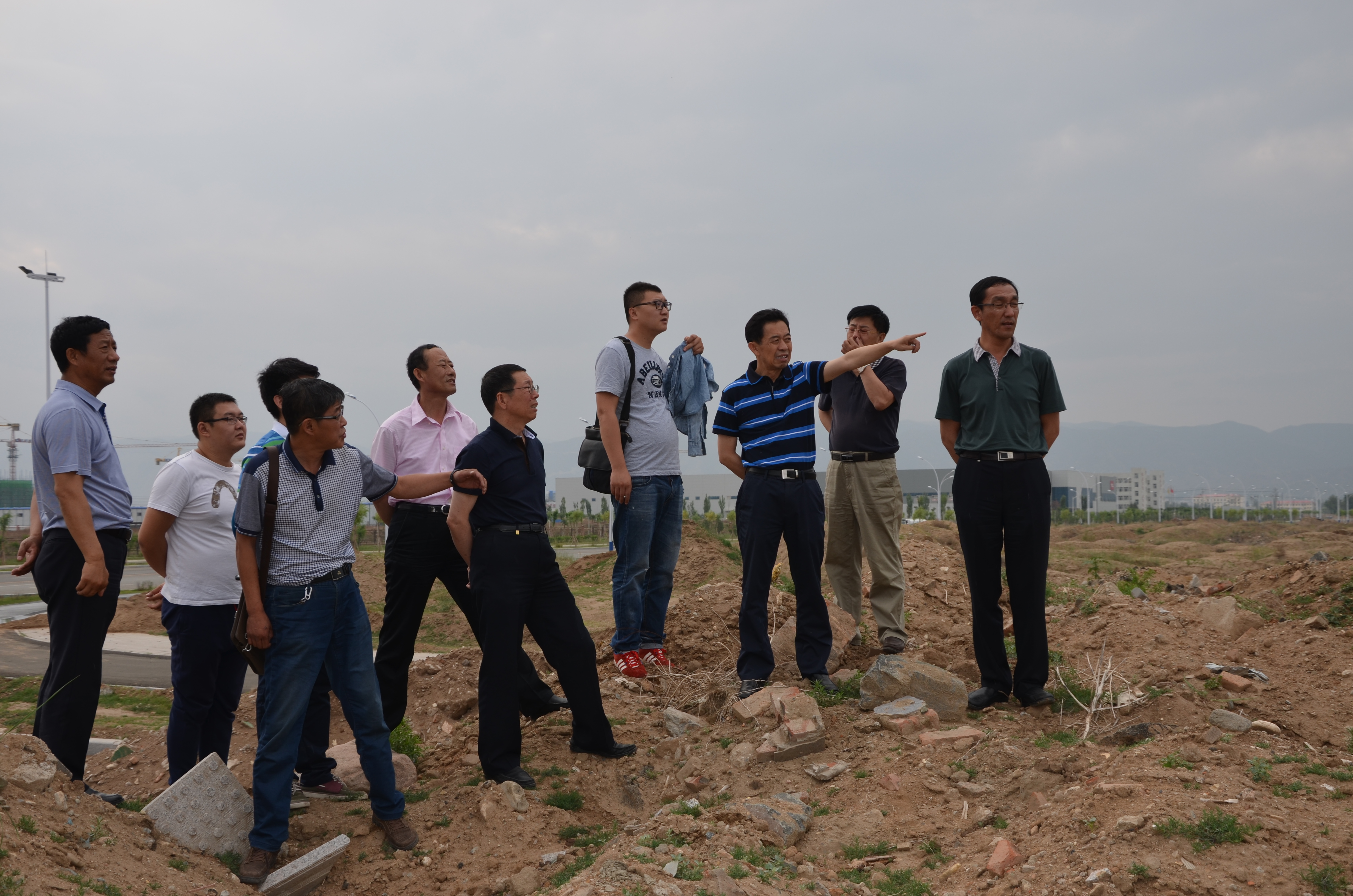 研究如何打通“斷頭路?！?jpg